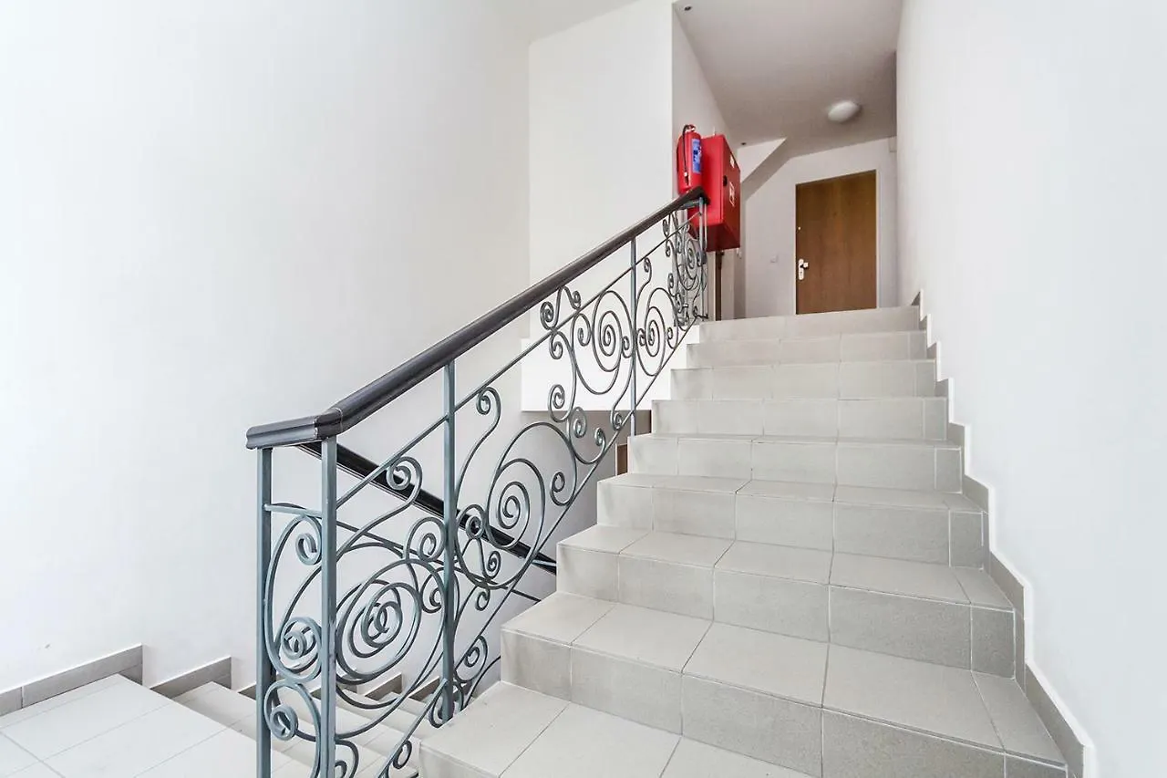 Moskevská apartment with terrace&great location near the centre Praga