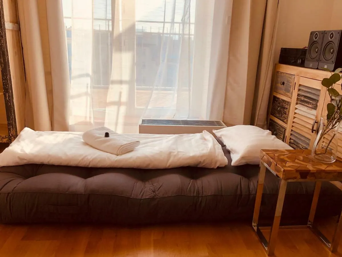Moskevska Apartment With Terrace & Great Location Near The Centre Prague